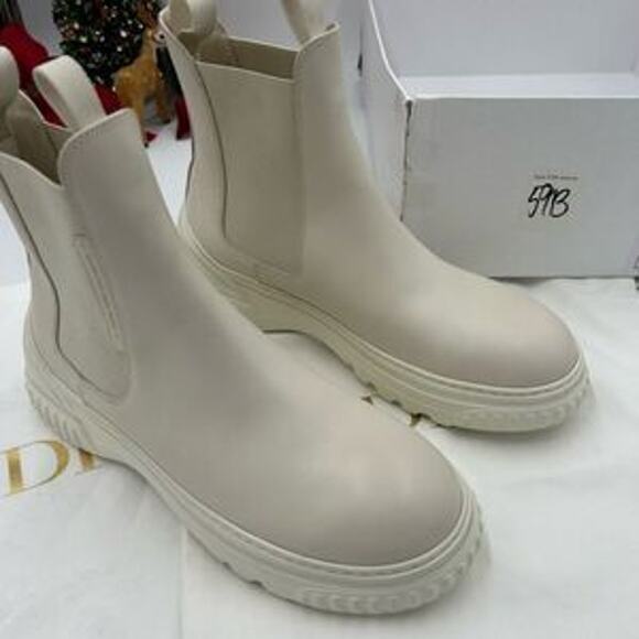 Women’s Dior leather ankle boots size 39 made in Italy - Picture 10 of 10